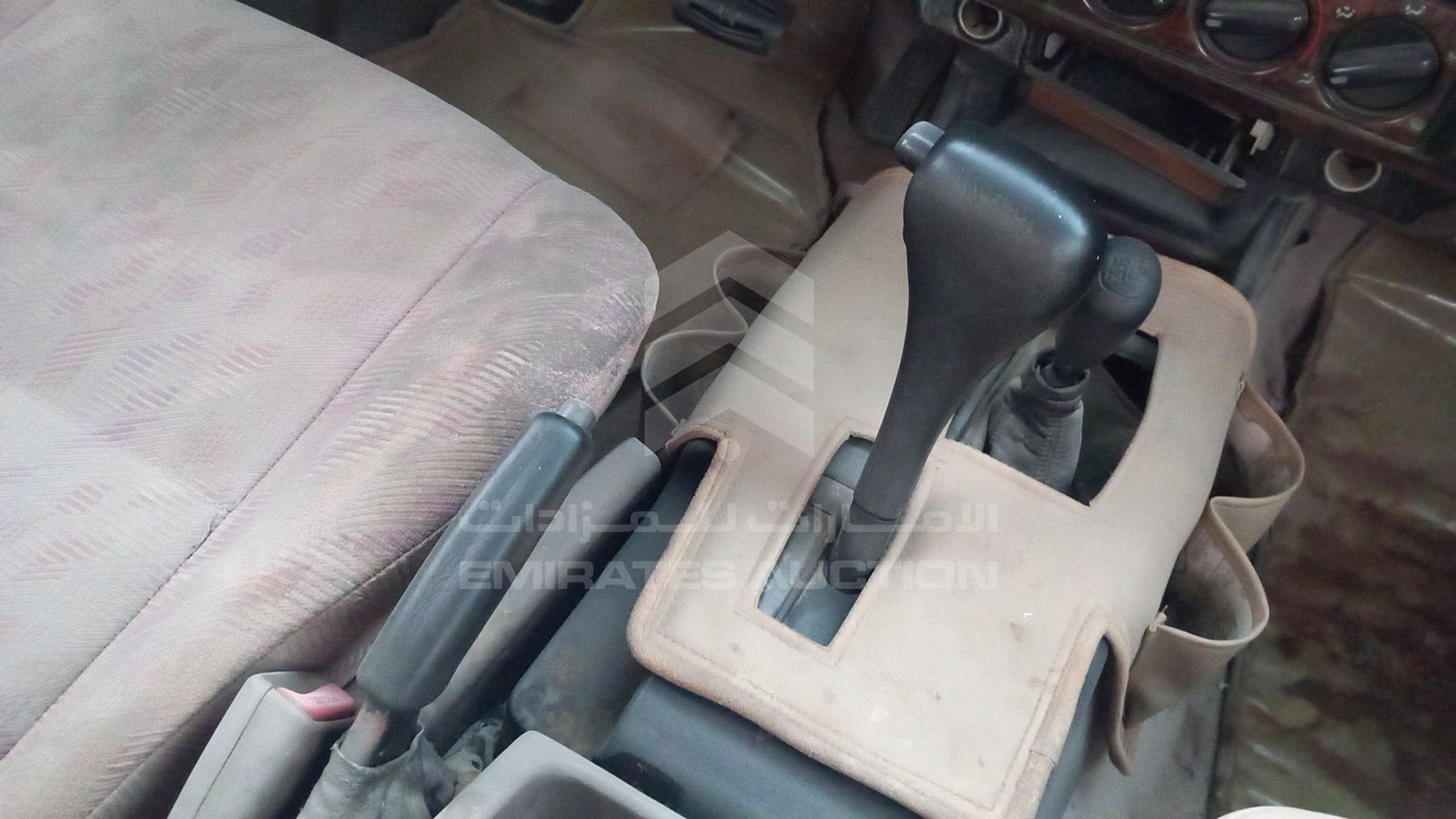 2001 TOYOTA PRADO VIN: JTEBM99J010039519