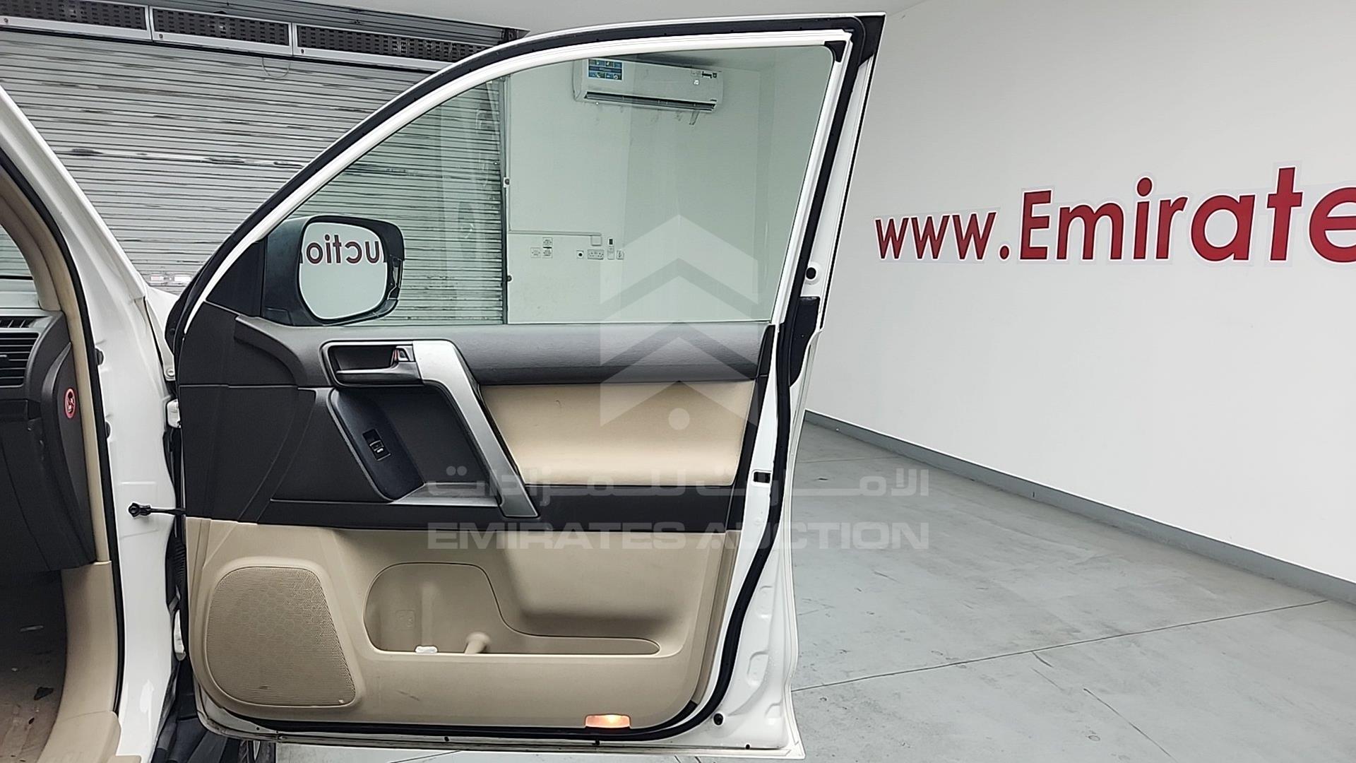 2011 TOYOTA PRADO VIN: JTEBD9FJX0K005627