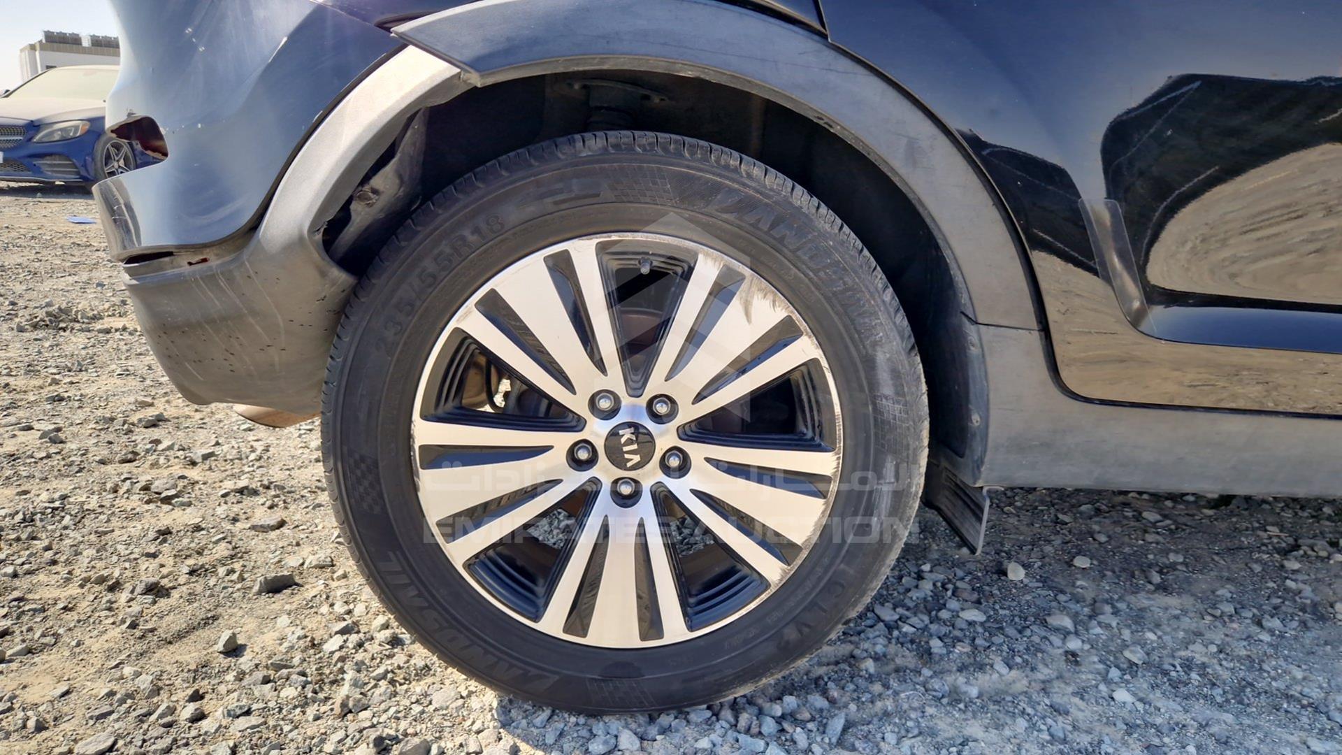 2015 KIA SPORTAGE VIN: KNAPC8121F7634533