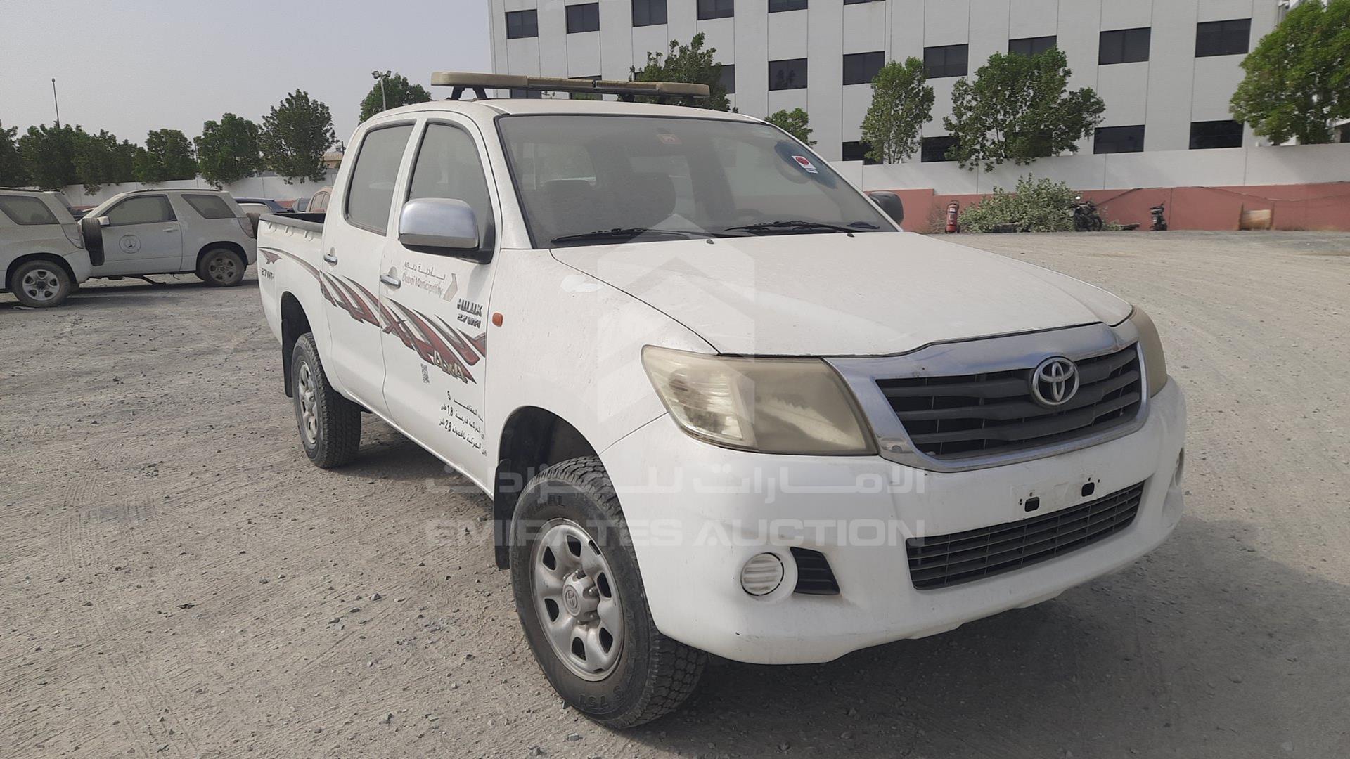 2014 TOYOTA HILUX VIN: MR0FX22G3E1396570