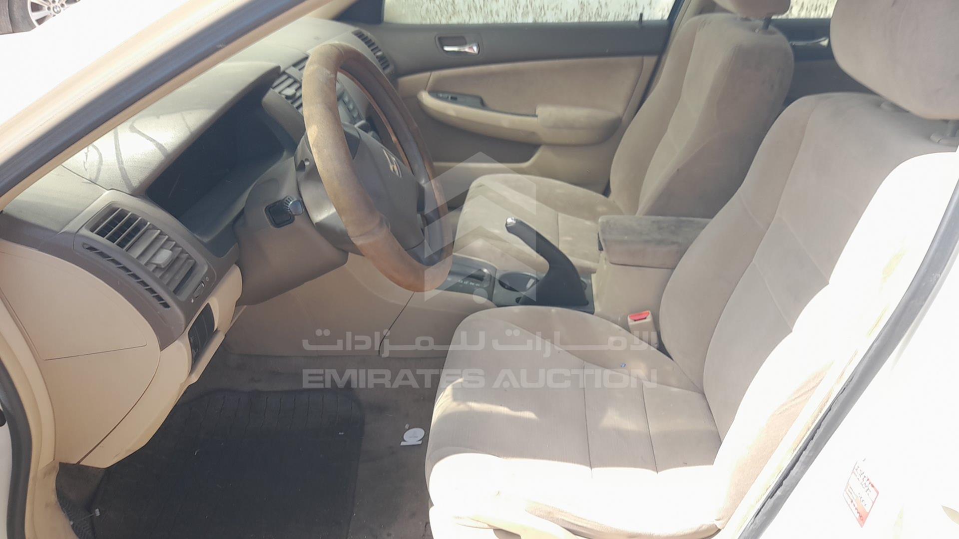 2006 HONDA ACCORD VIN: JHMCM56506C421126