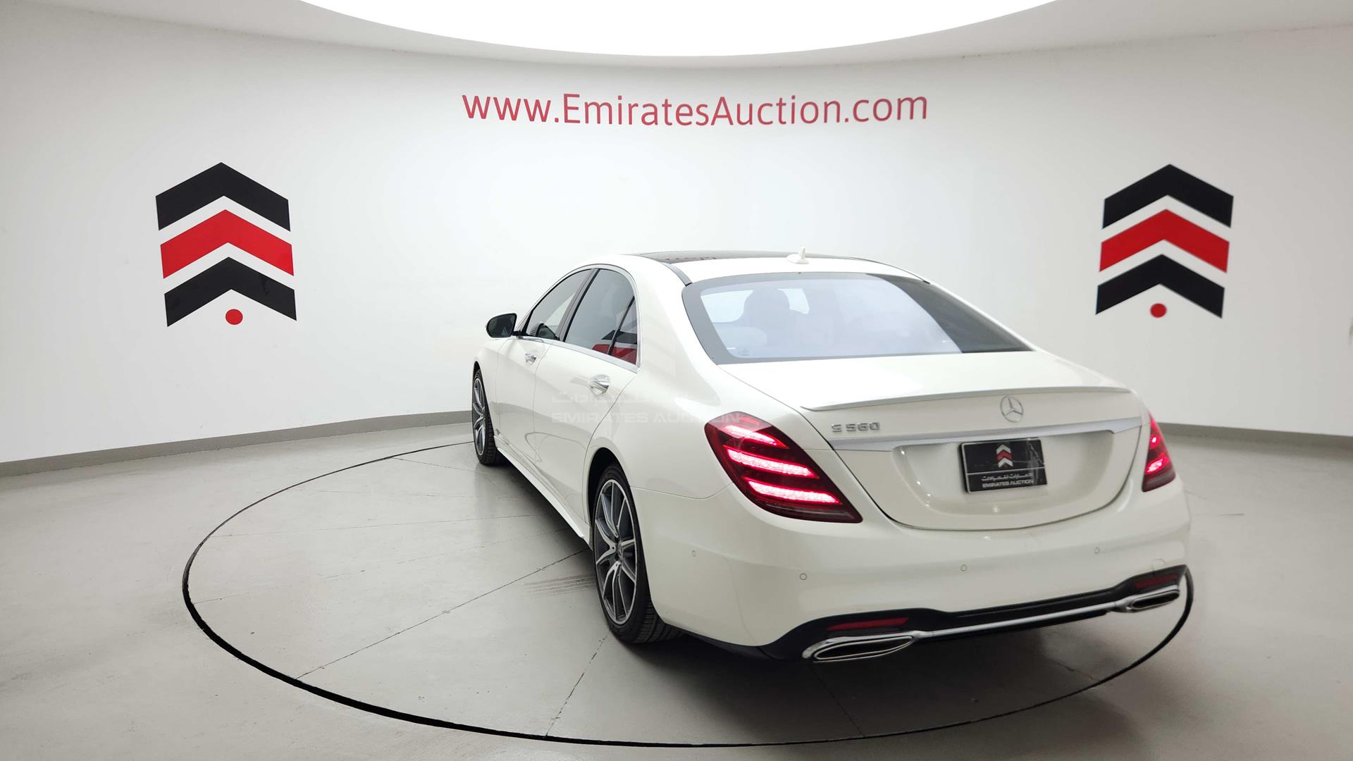 2018 MERCEDES S 560 VIN: WDDUG8DB9JA411664