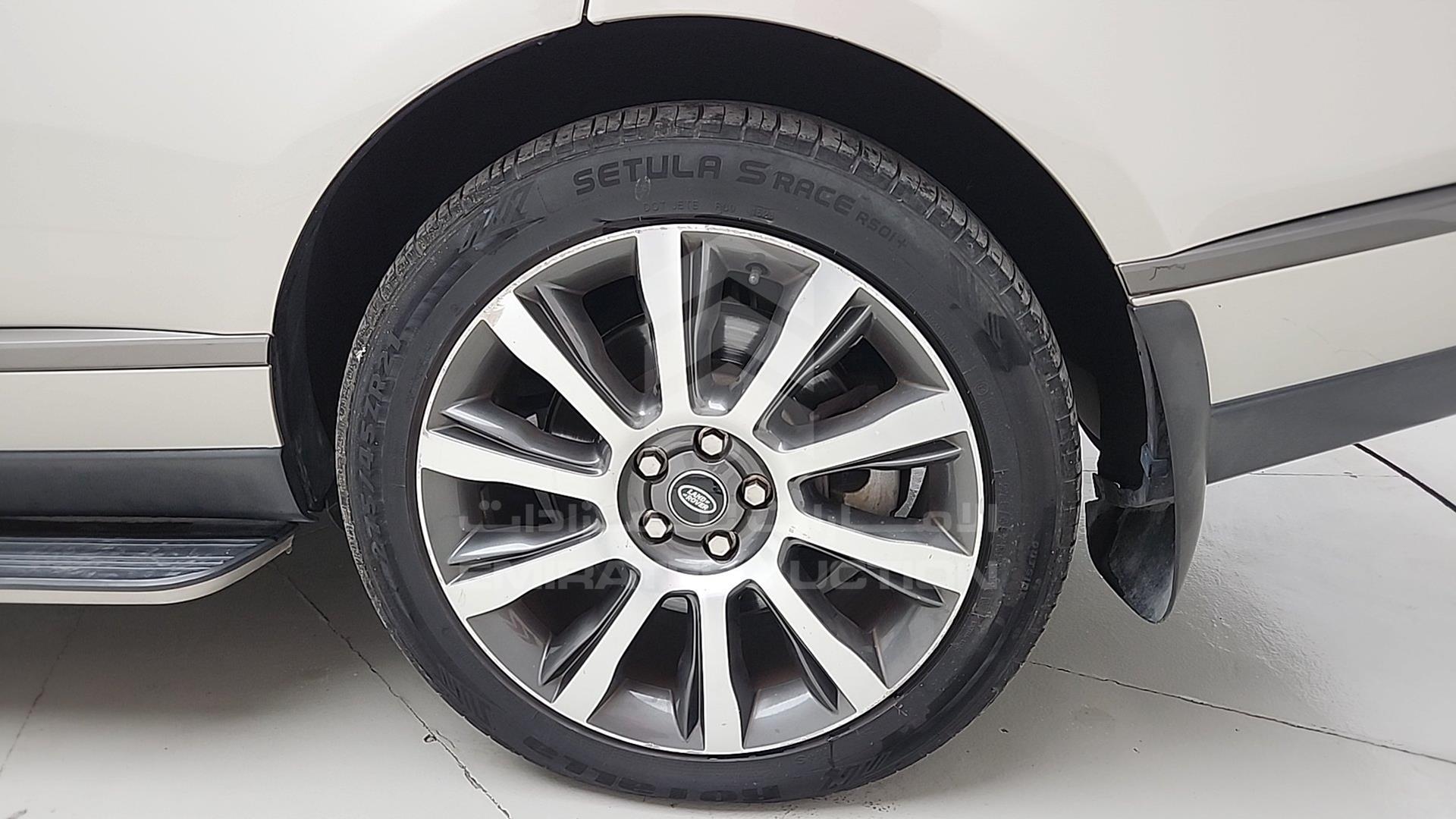 2014 RANGE ROVER VOGUE VIN: SALGA2EF3EA131728