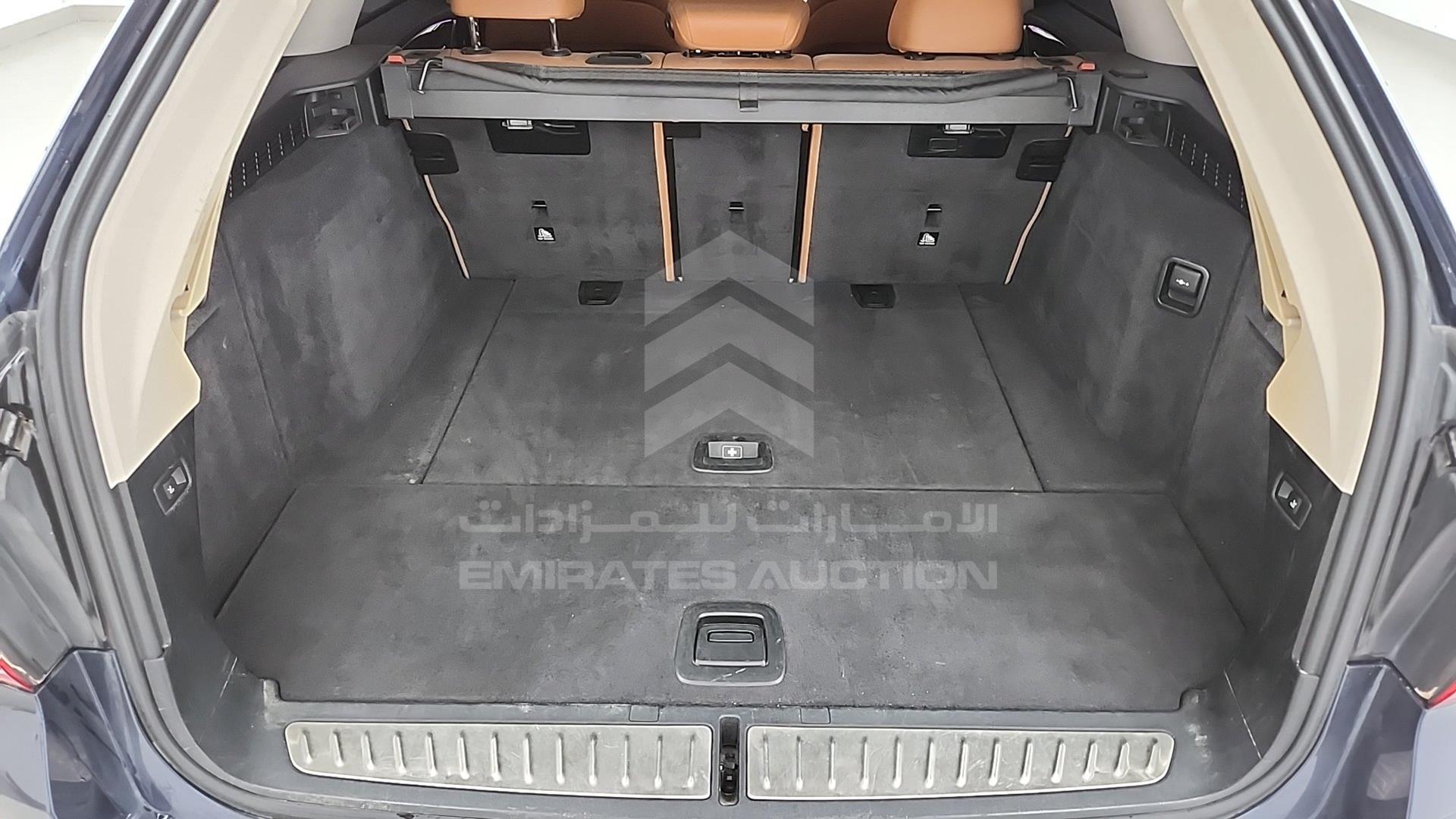 2020 BMW 520 VIN: WBAJL1A04LBM40390