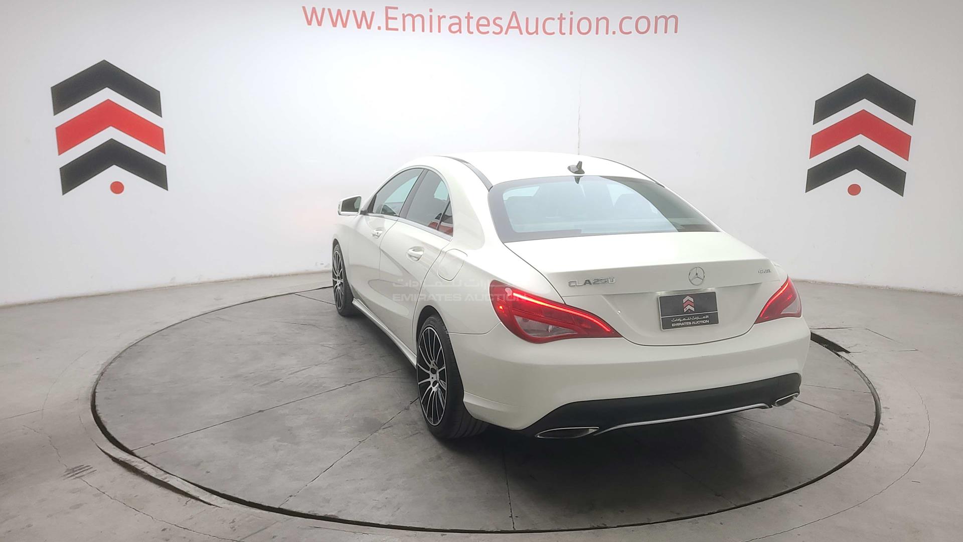 2018 MERCEDES CLA 250 VIN: WDDSJ4EB8JN614912