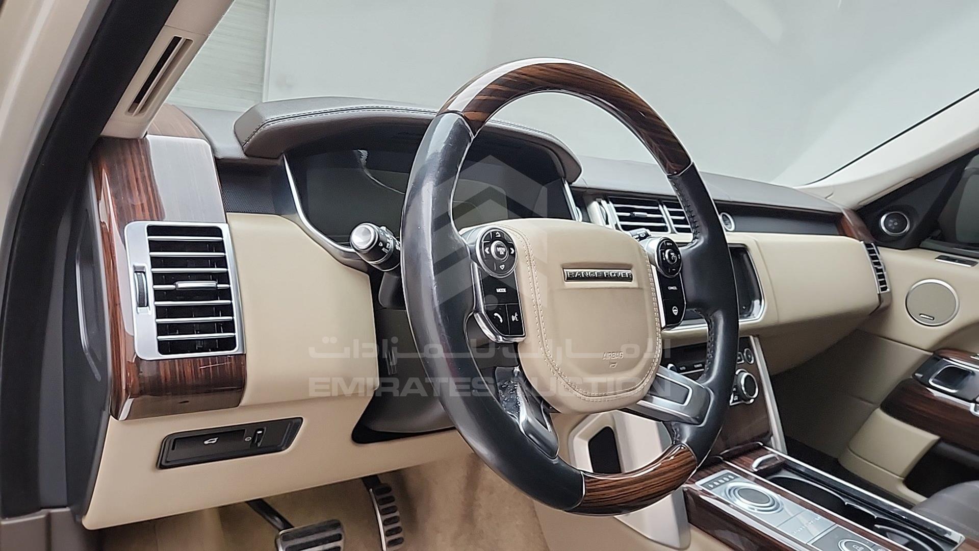 2014 RANGE ROVER VOGUE VIN: SALGS2EF1EA132650