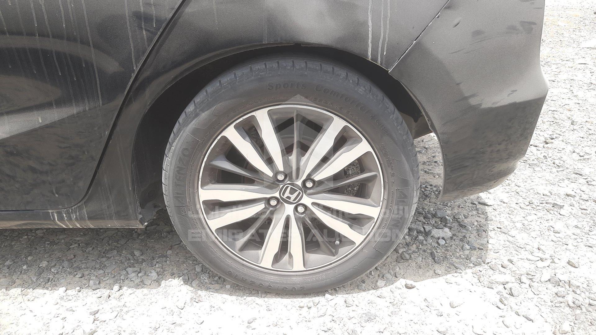 2018 HONDA JAZZ VIN: JHMGK5830JX400135