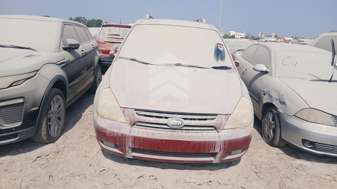 2008 Kia Carnival — Full Front View — Photo 1