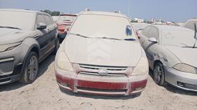 2008 Kia Carnival — Full Front View — Photo 1 — Thumbnail