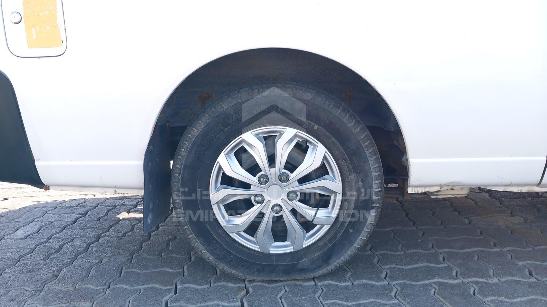 2010 NISSAN URVAN VIN: JN6AE54S0AX024383