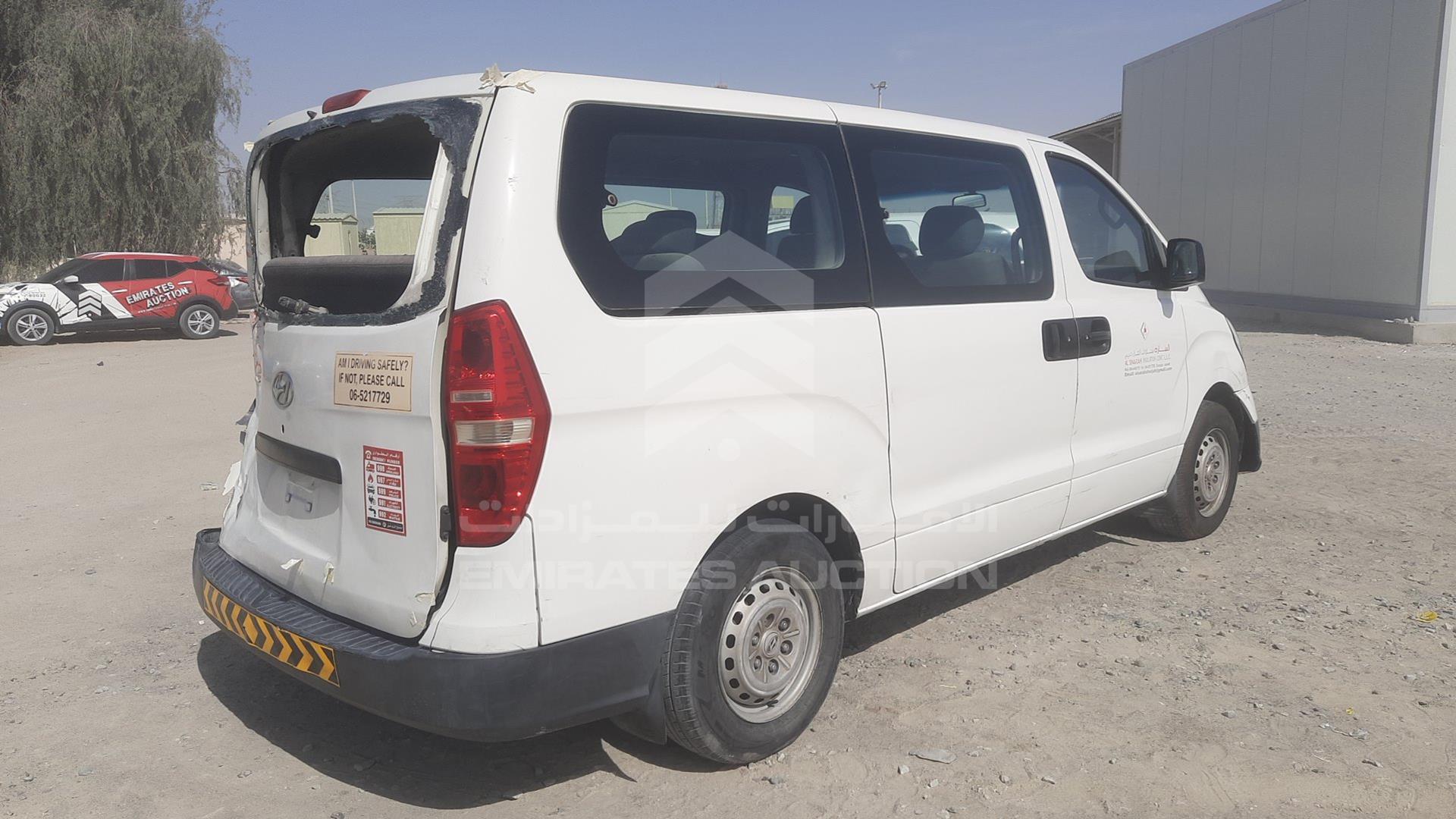 2012 HYUNDAI H1 VIN: KMJWA37R6CU402156
