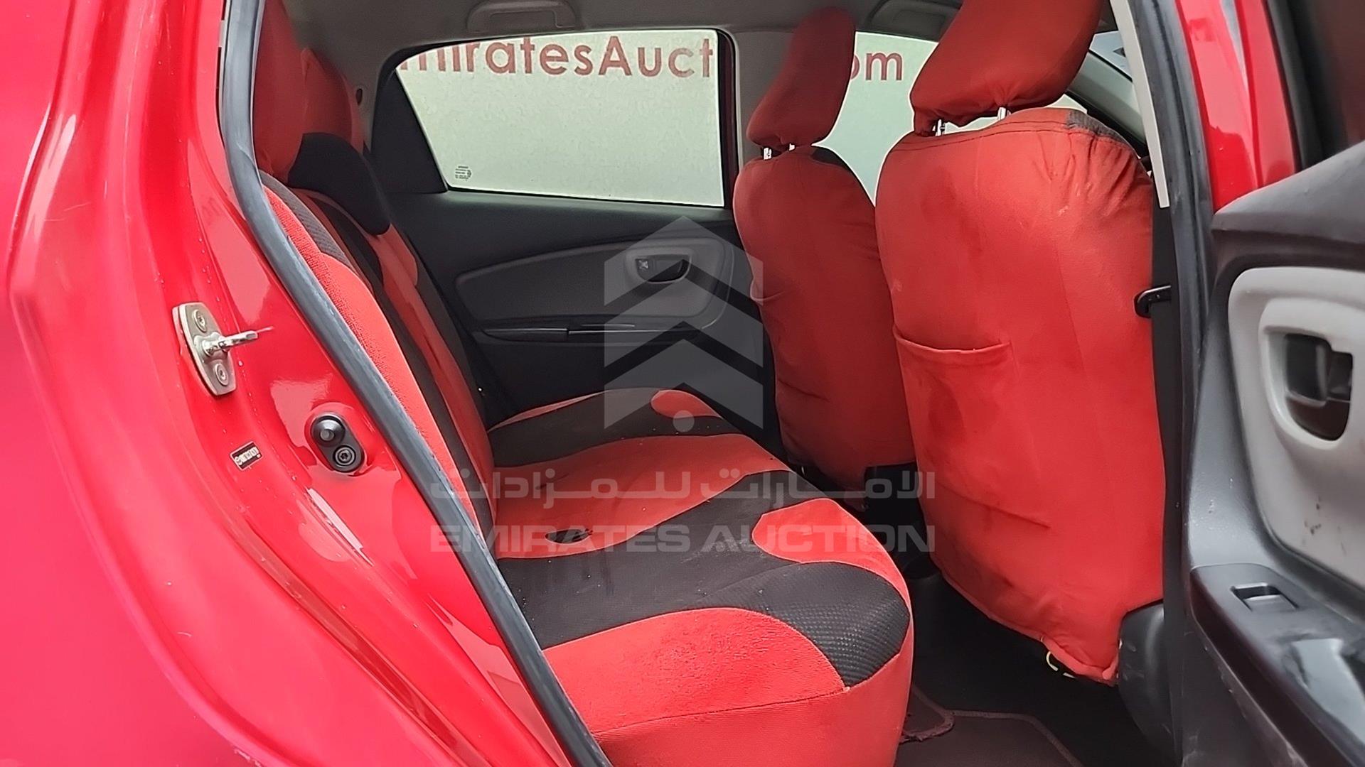 2015 TOYOTA YARIS VIN: VNKKTUD33FA028784