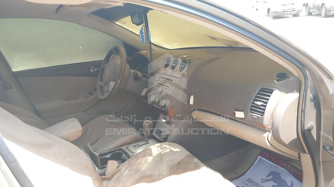 نيسان التيما 2008 — زاوية واجهة الراكب الأمامي الأيمن — صورة 23