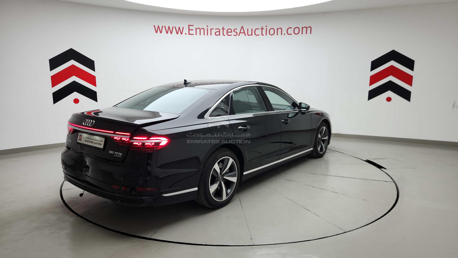 2025 AUDI A8 VIN: WAUZZZF85SN000643