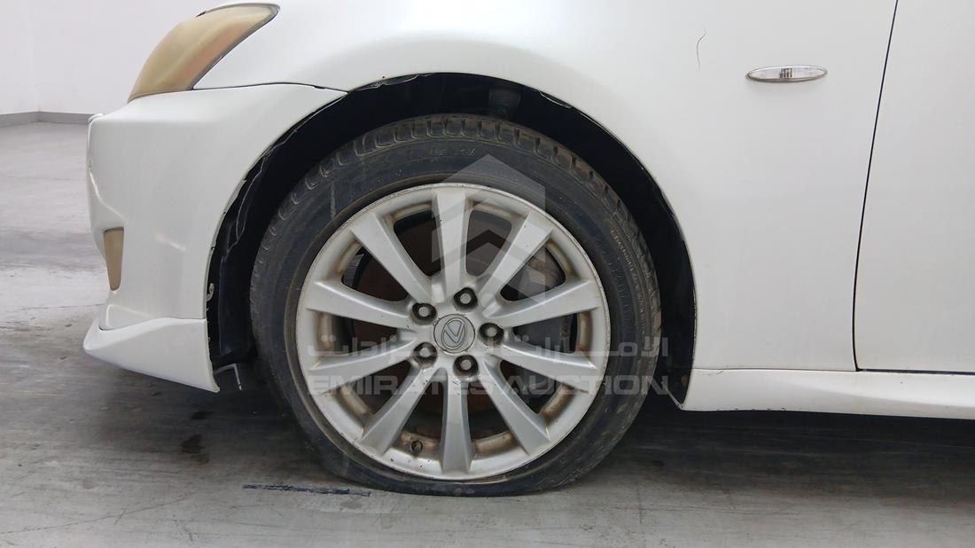 2007 Lexus IS300 — Front Left Tyre — Photo 40
