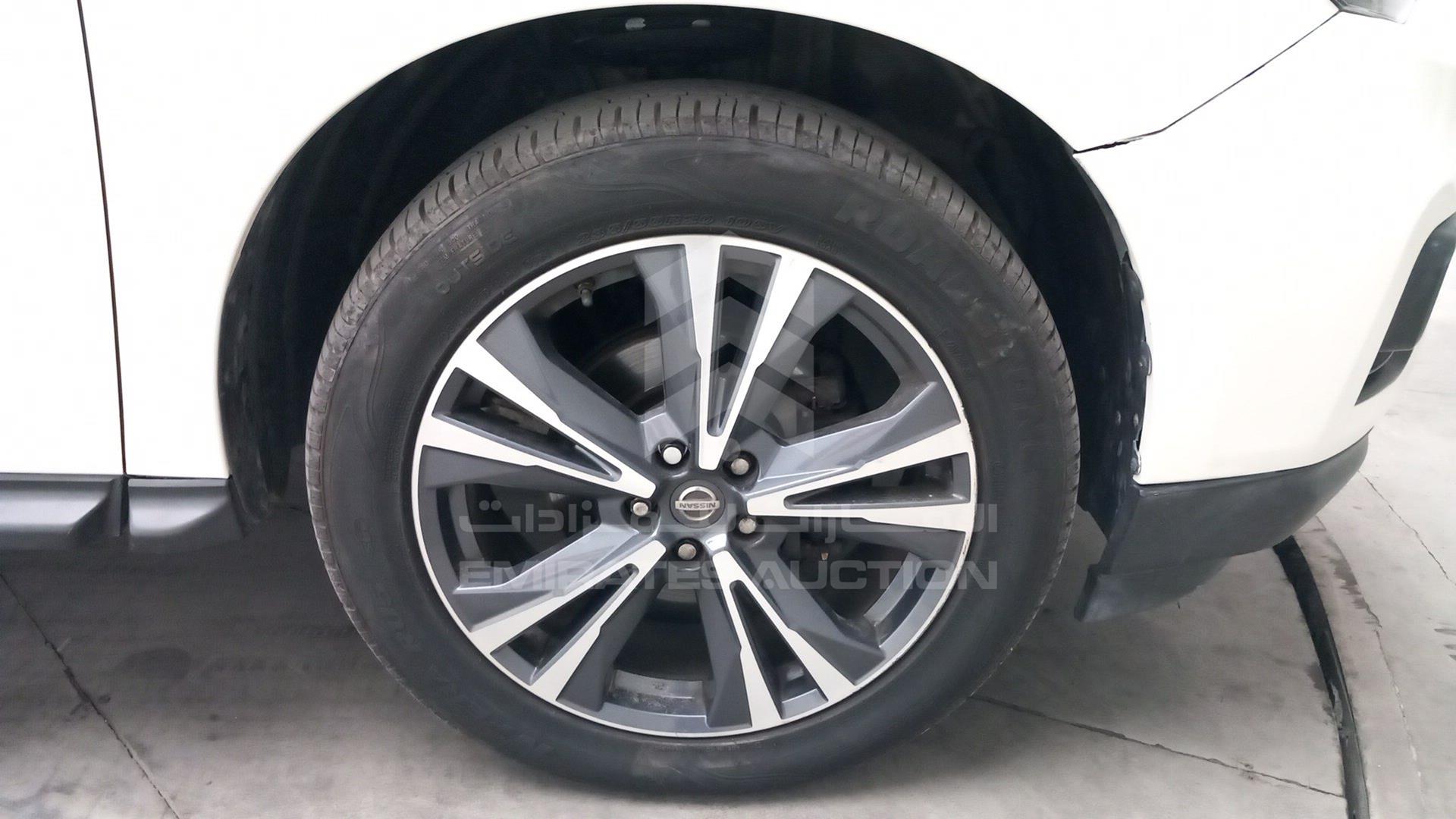 2018 NISSAN PATHFINDER VIN: 5N1DR2M57JC623801