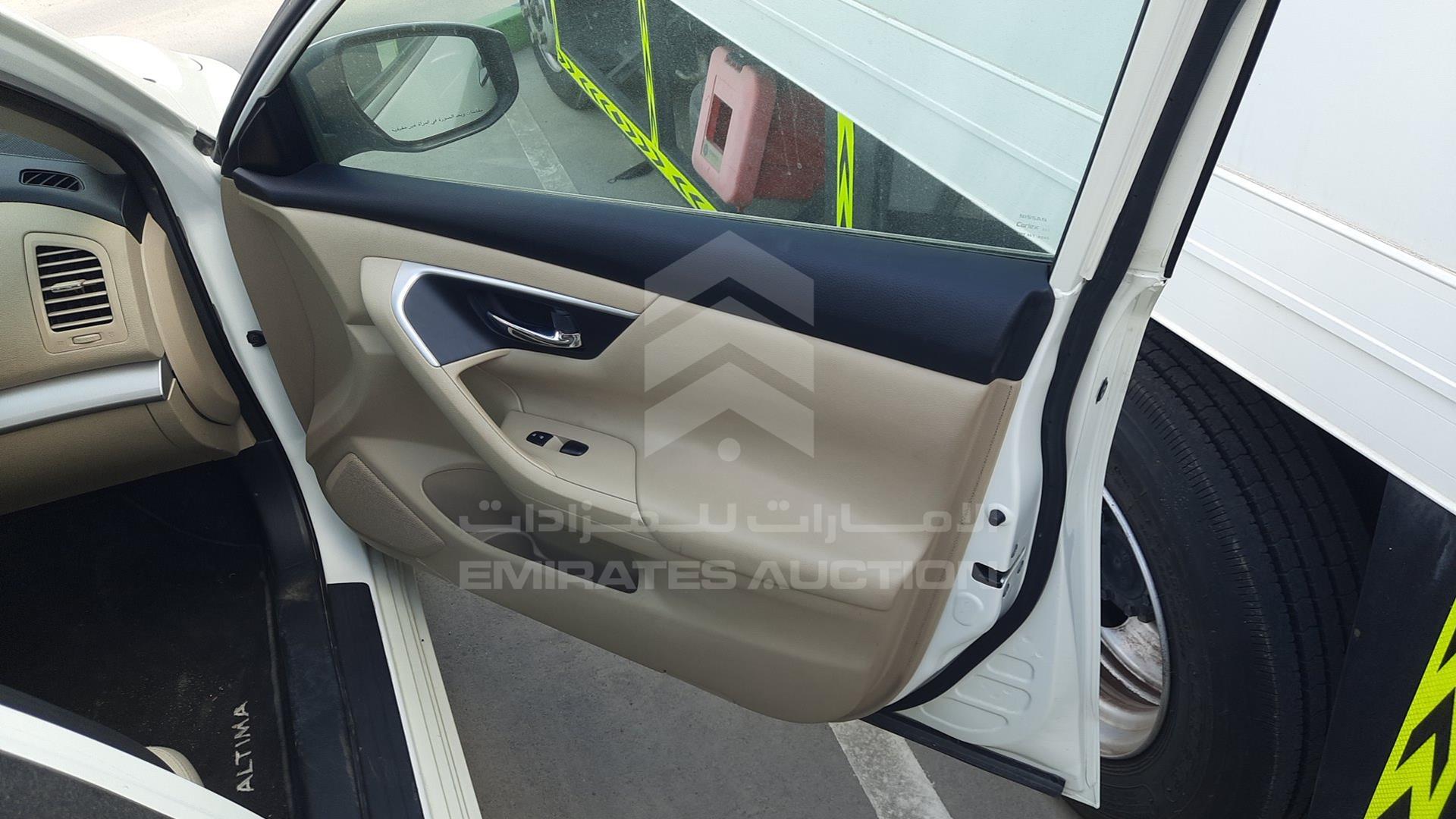 2018 NISSAN ALTIMA VIN: 1N4AL3A9XJC276105
