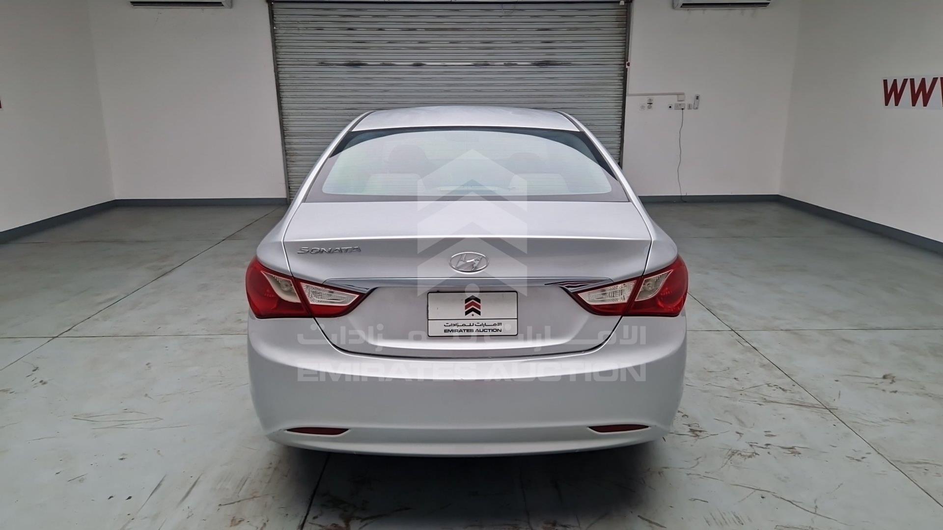 2014 HYUNDAI SONATA VIN: KMHEB41C0EA625057