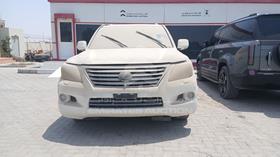 2010 Lexus LX 570 — Full Front View — Photo 1 — Thumbnail