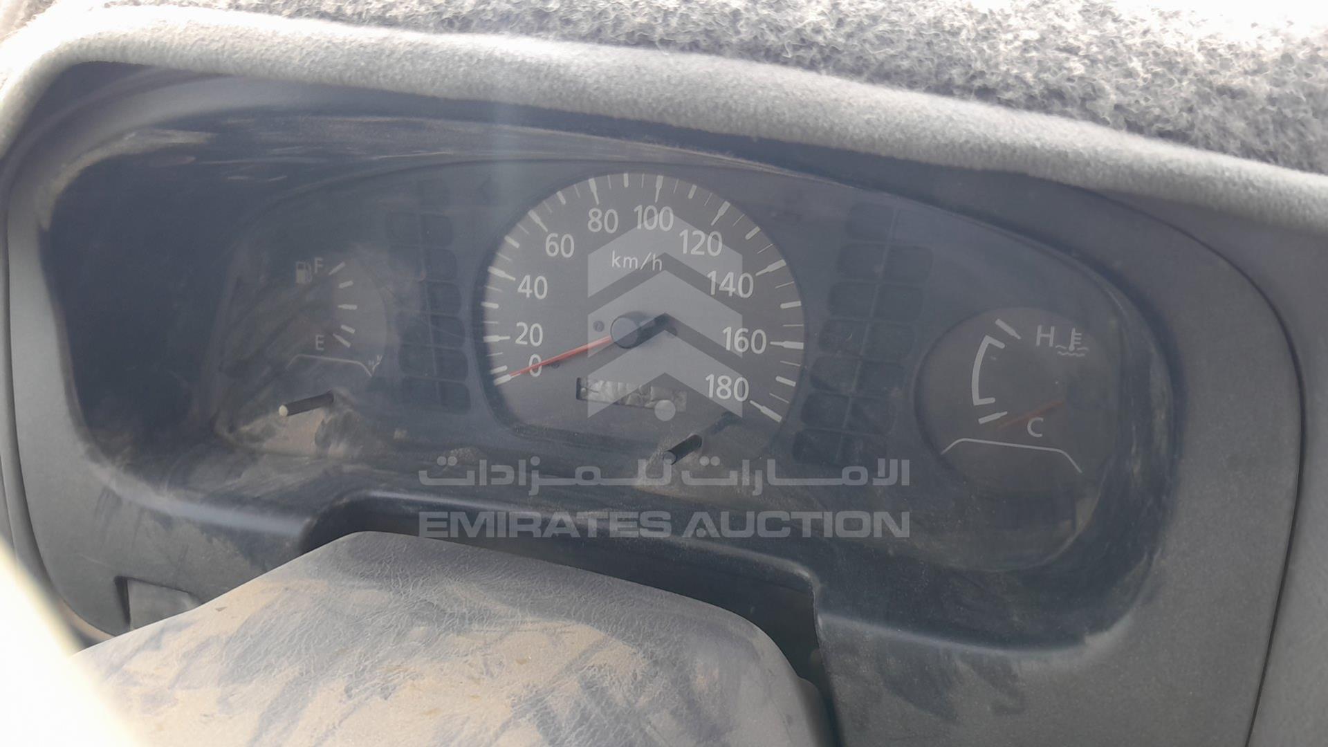 2000 NISSAN 2400 VIN: JN6BD23S6YA711209