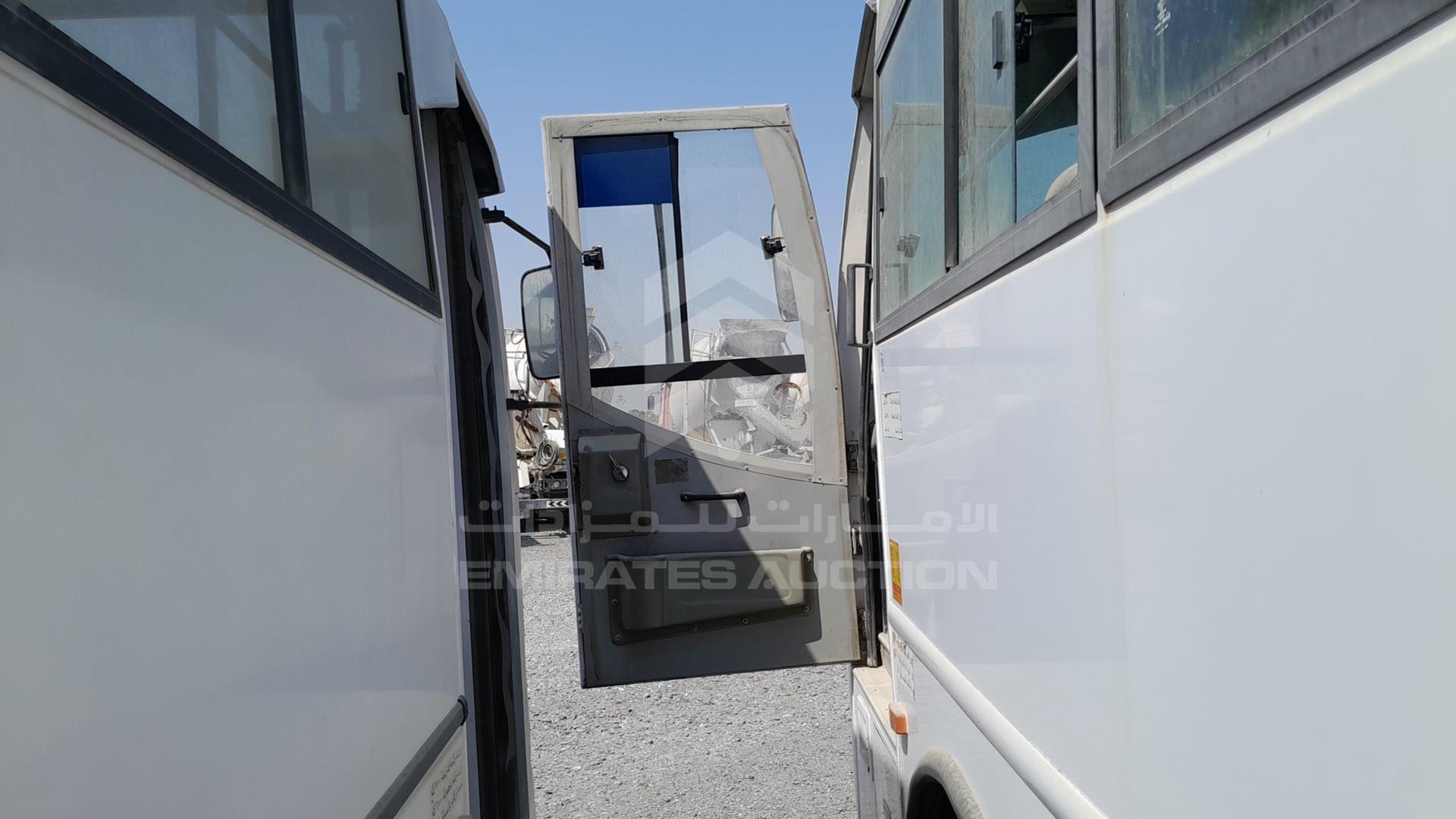 2015 ASHOK LEYLAND FALCON VIN: MB1PBEWA5FE1P4446