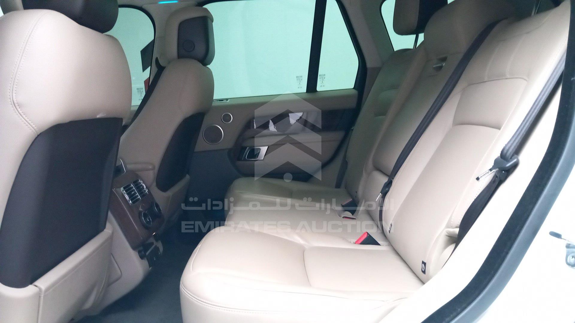 2018 RANGE ROVER HSE VIN: SALGA2BV4JA399290