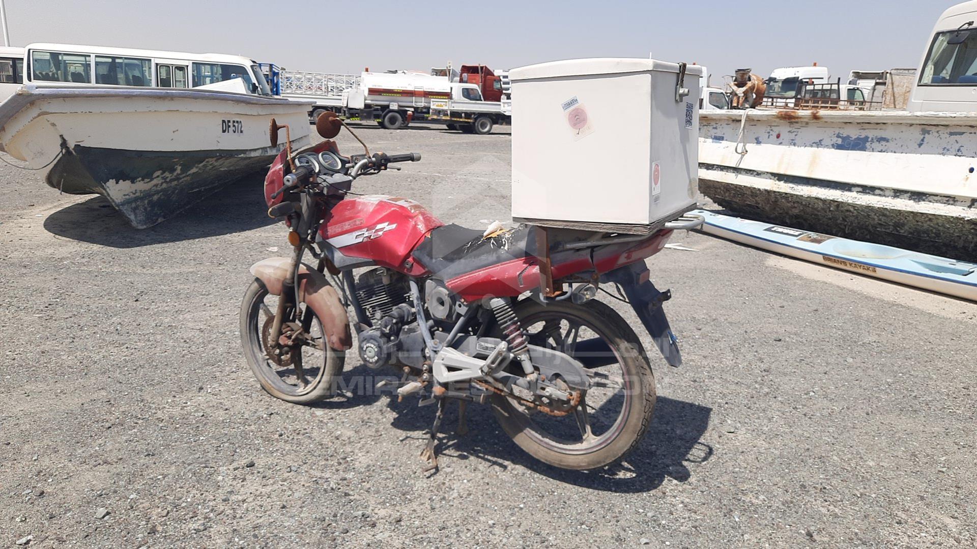 2015 DHOOM D2 150 VIN: LDAPAK80XFGD01118