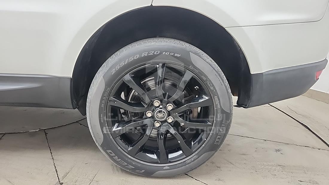 2014 Range Rover Sport — Rear Left Tyre — Photo 36