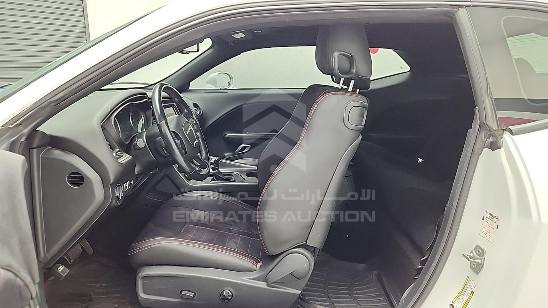 2018 DODGE CHALLENGER VIN: 2C3CDZBT2JH182900