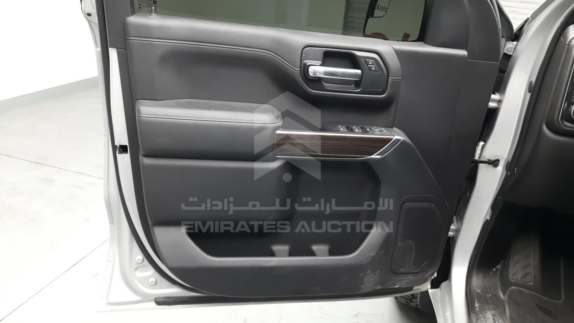2019 CHEVROLET SILVERADO VIN: 1GCUYDED2KZ190525