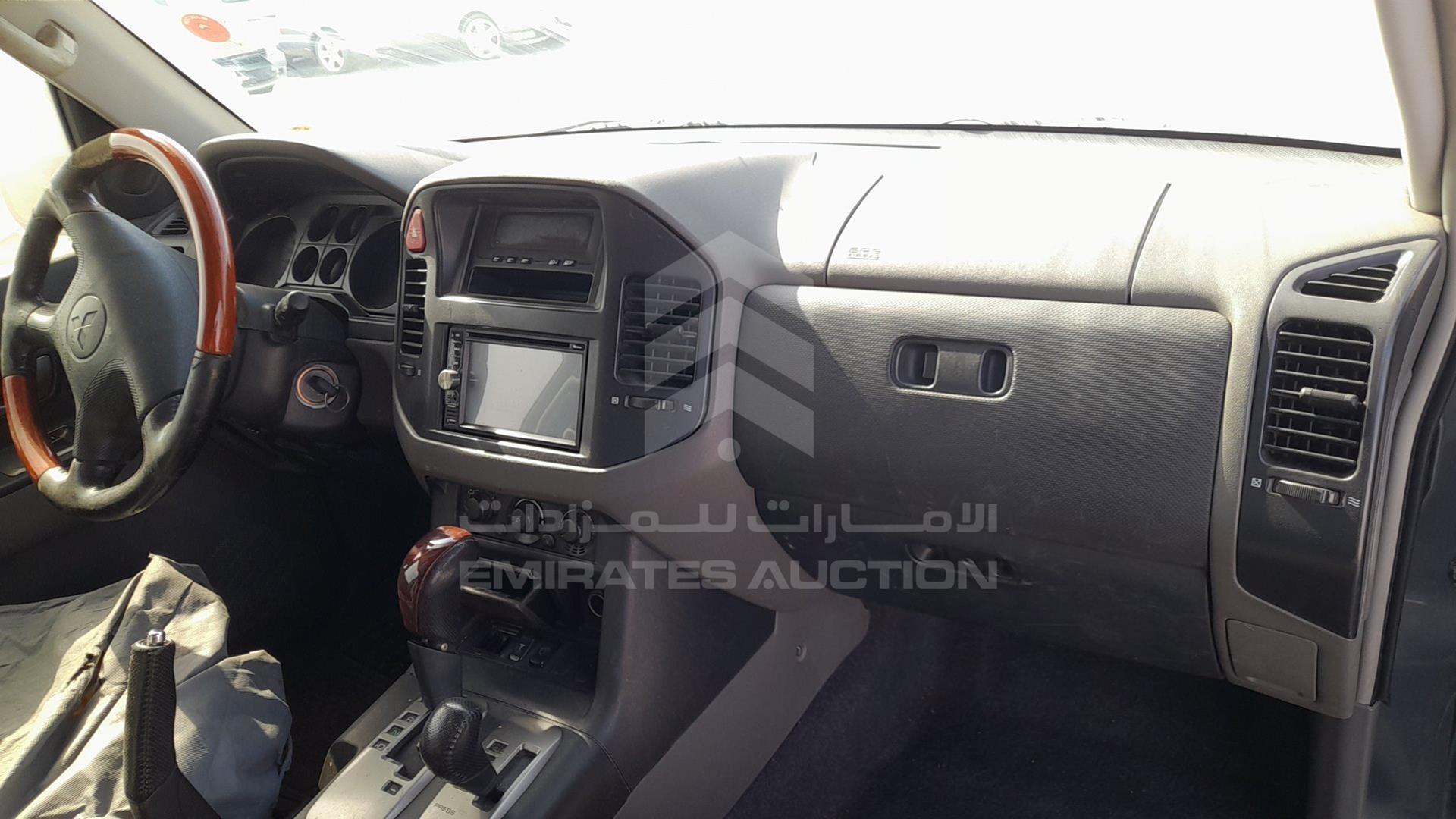 2005 MITSUBISHI PAJERO VIN: JMYMYV67W5J705237