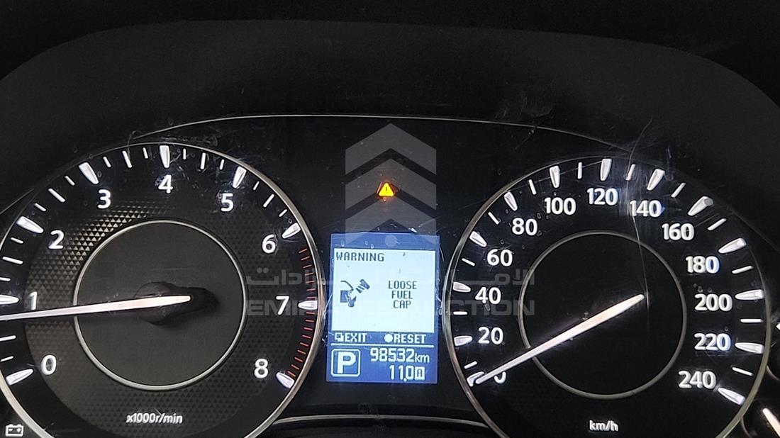 2020 Nissan Armada — Odometer Reading — Photo 2
