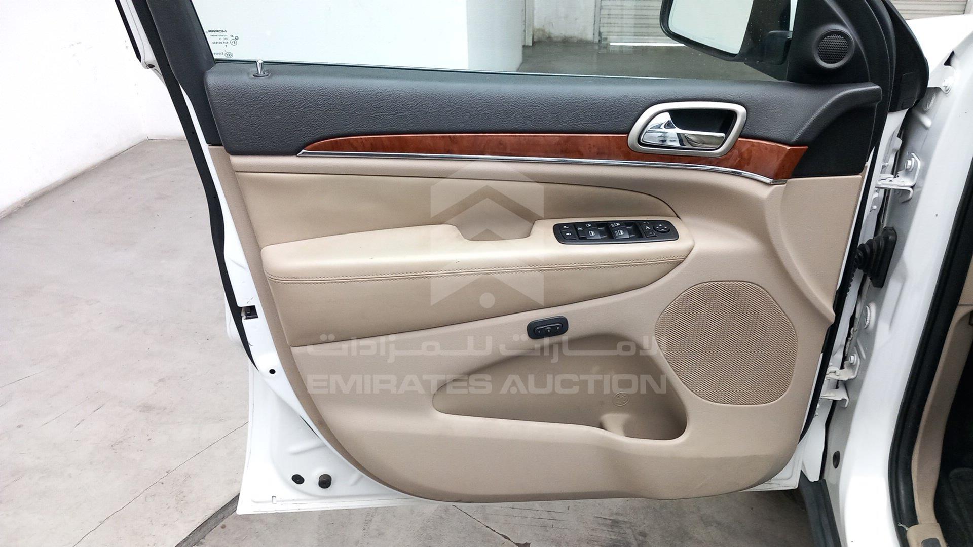 2013 JEEP GRAND CHEROKEE VIN: 1C4RJFBT6DC586576
