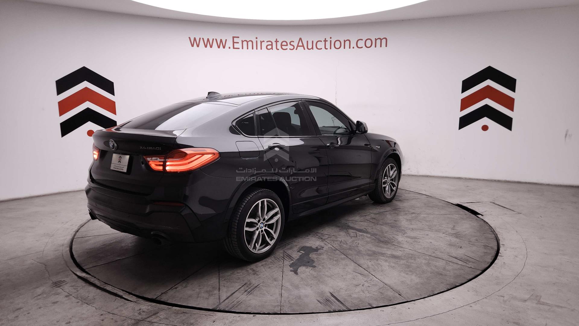 2018 BMW X4 VIN: 5UXXW7C50J0W64263