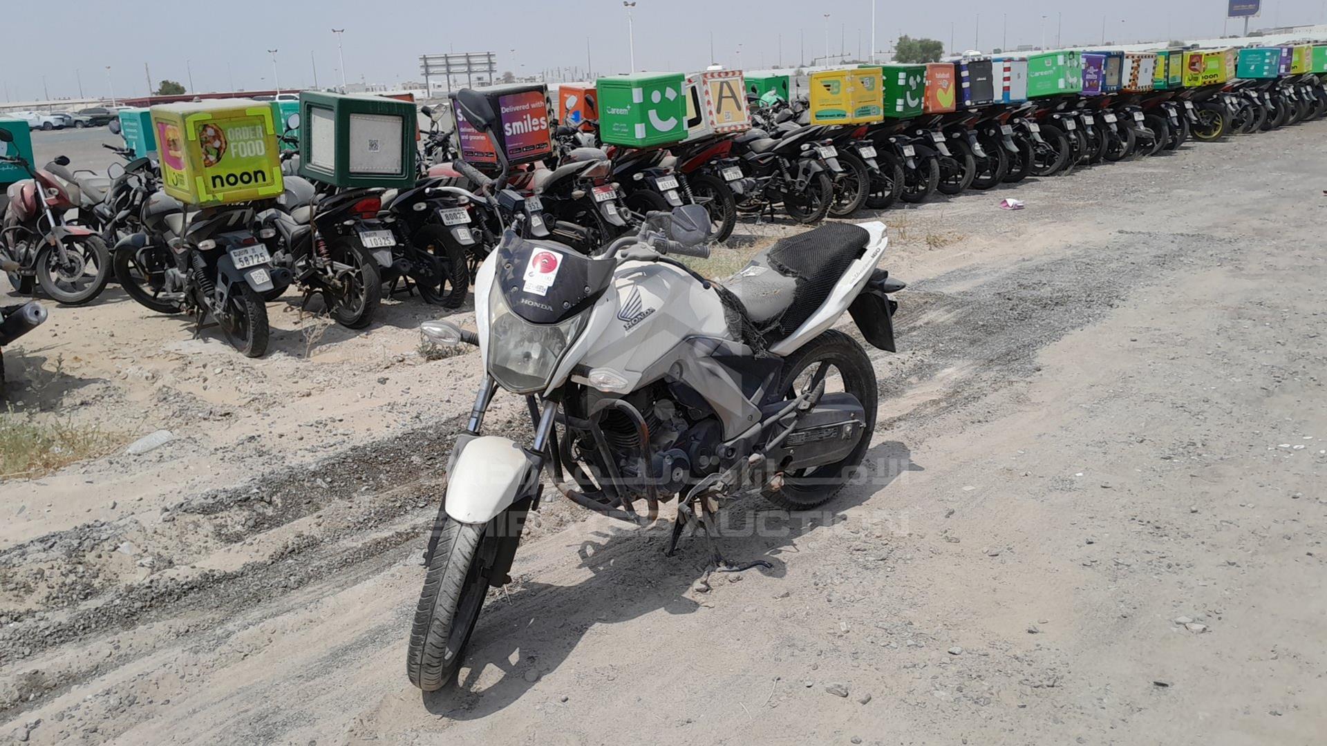 2018 HONDA UNICORN VIN: ME4KC20B4J8003181