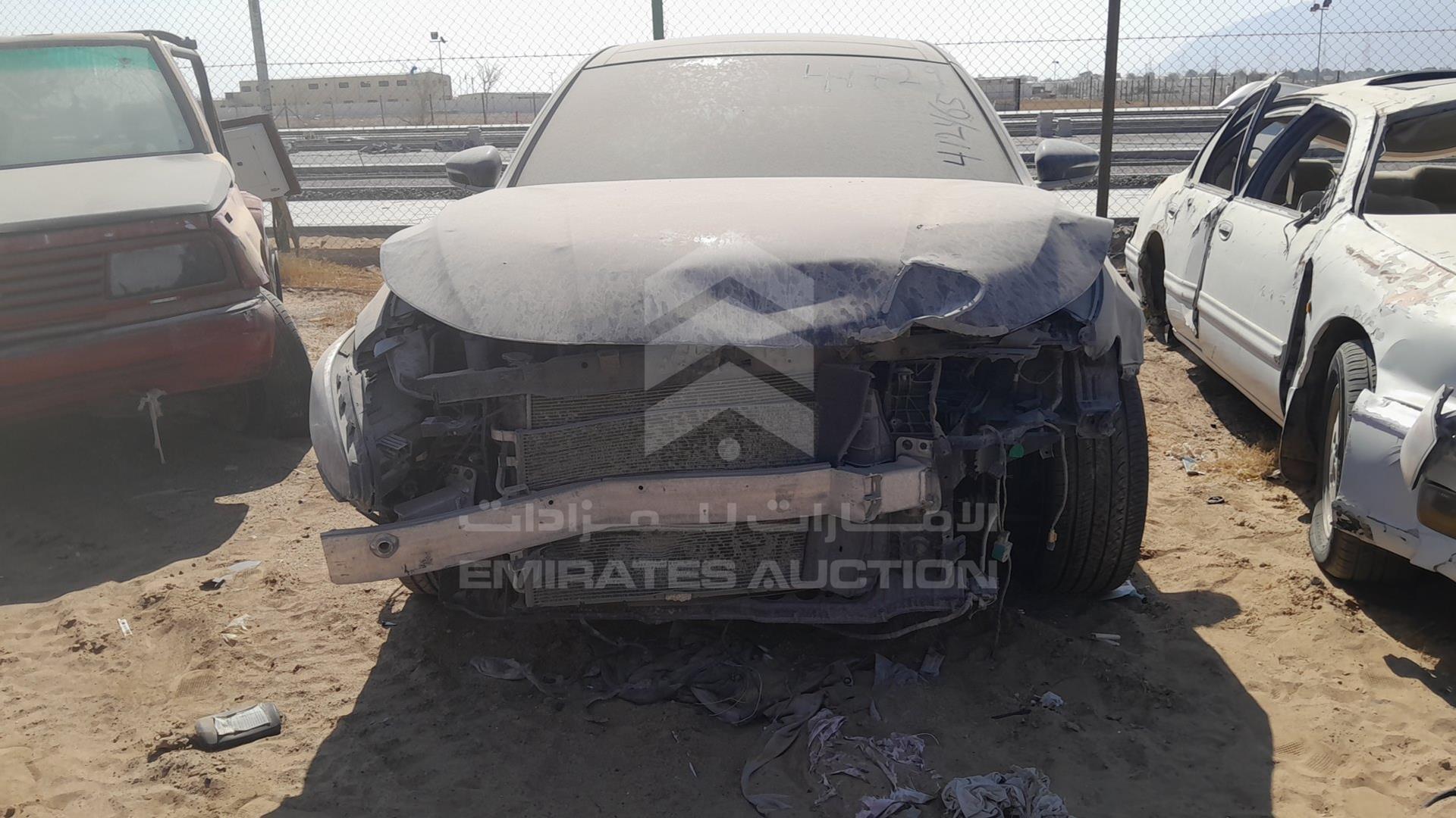 2018 HYUNDAI AZERA VIN: KMHF341F6JA182385