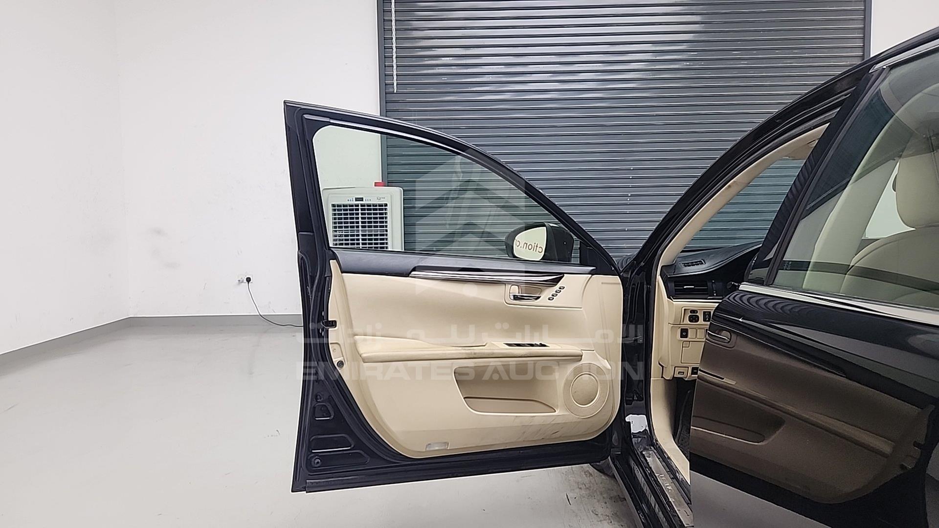 2014 LEXUS ES 350 VIN: JTHBK1GG7E2113613
