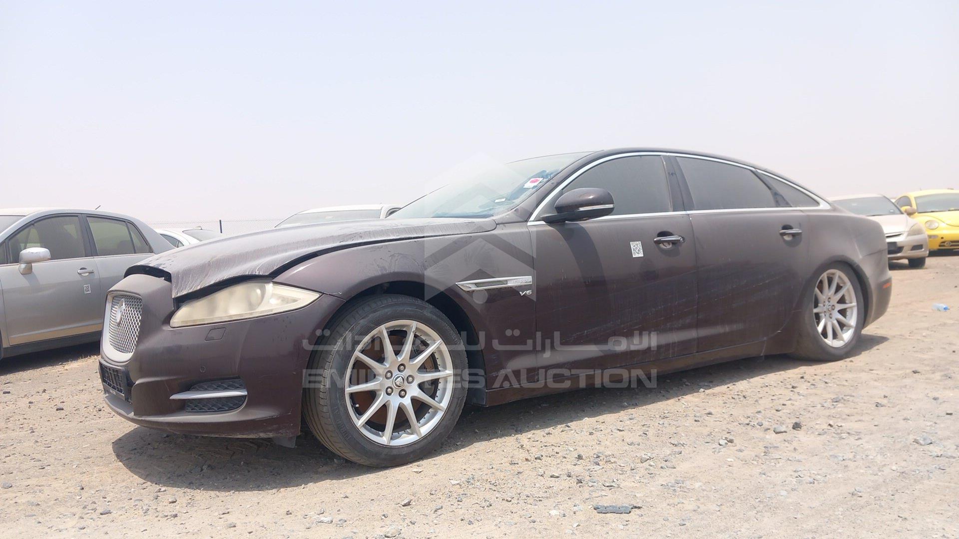 2013 JAGUAR X J VIN: SAJAA20A6D8V50981