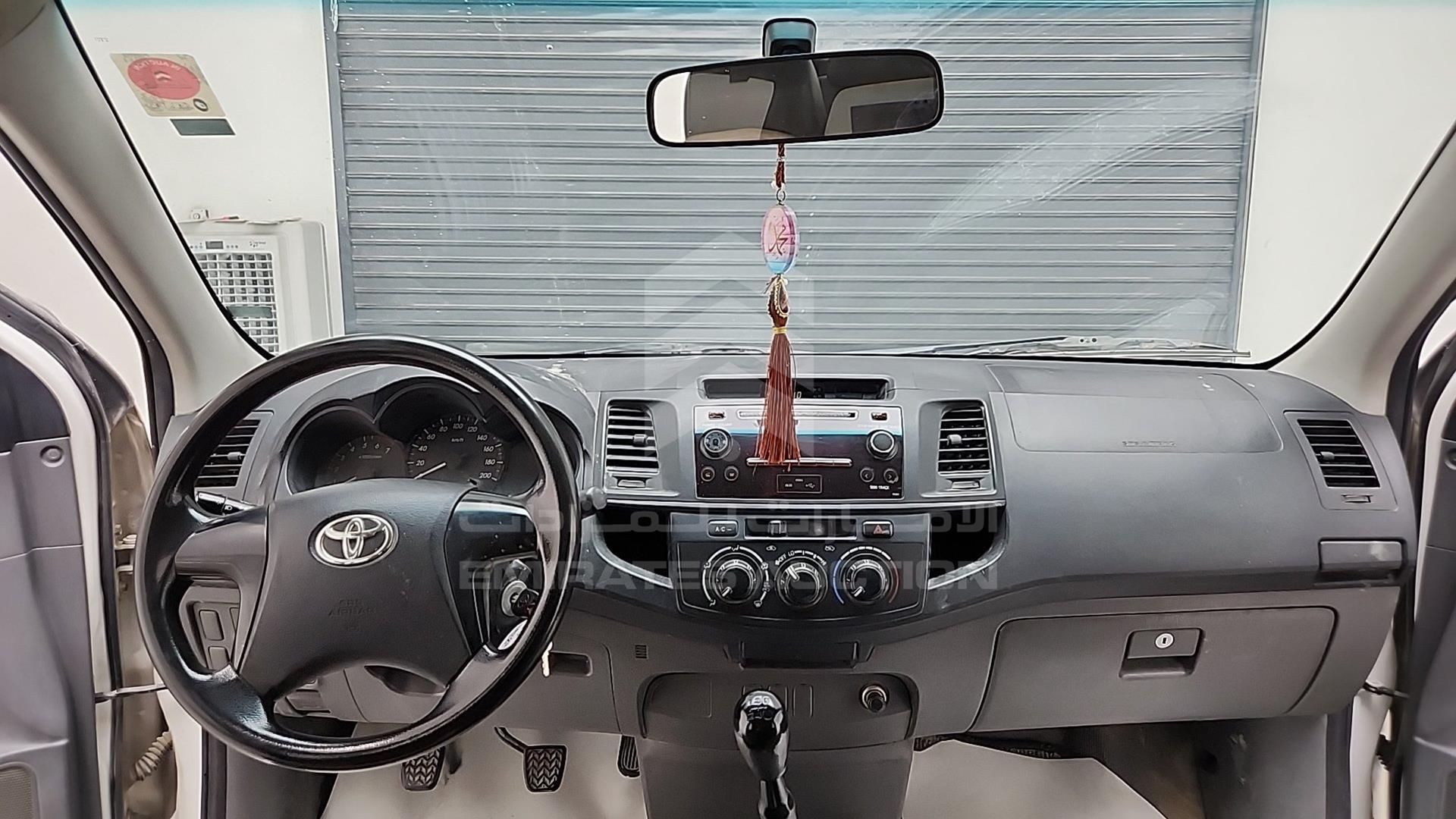 2015 TOYOTA HILUX VIN: MR0EX12G9F2356429