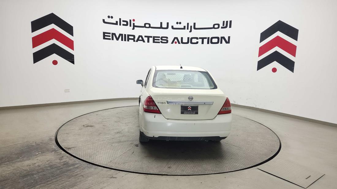 نيسان تيدا 2008 — الزاوية الخلفية اليسرى — صورة 7