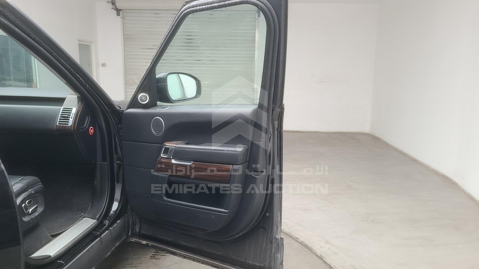 SALGA2KF1EA182178 - 2015 Range Rover Vogue - #463888
