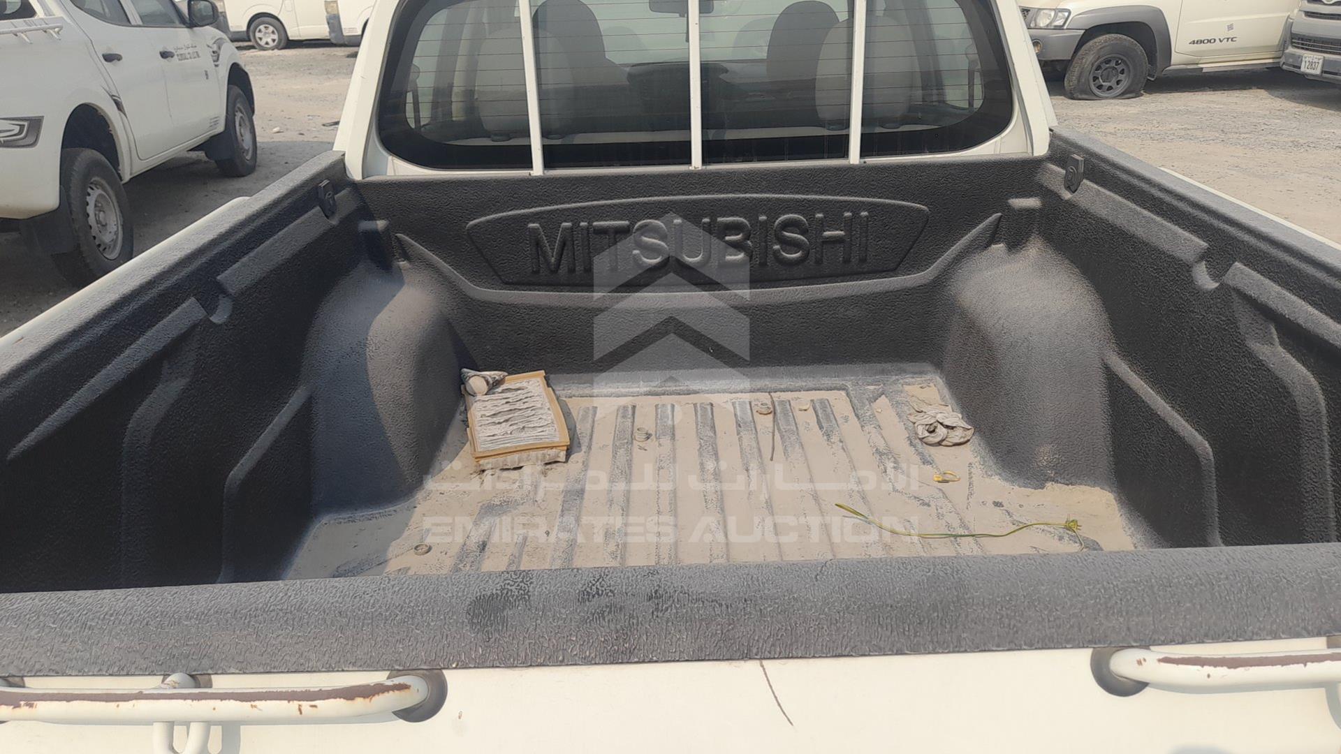 2016 MITSUBISHI L 200 VIN: MMBJNKJ40GH007788