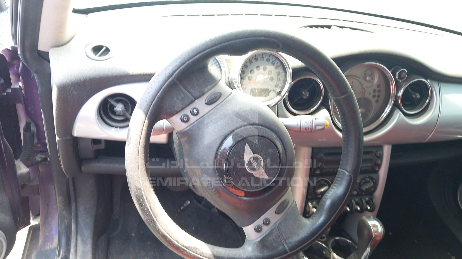 2006 MINI COOPER VIN: WMWRC31056TB99729