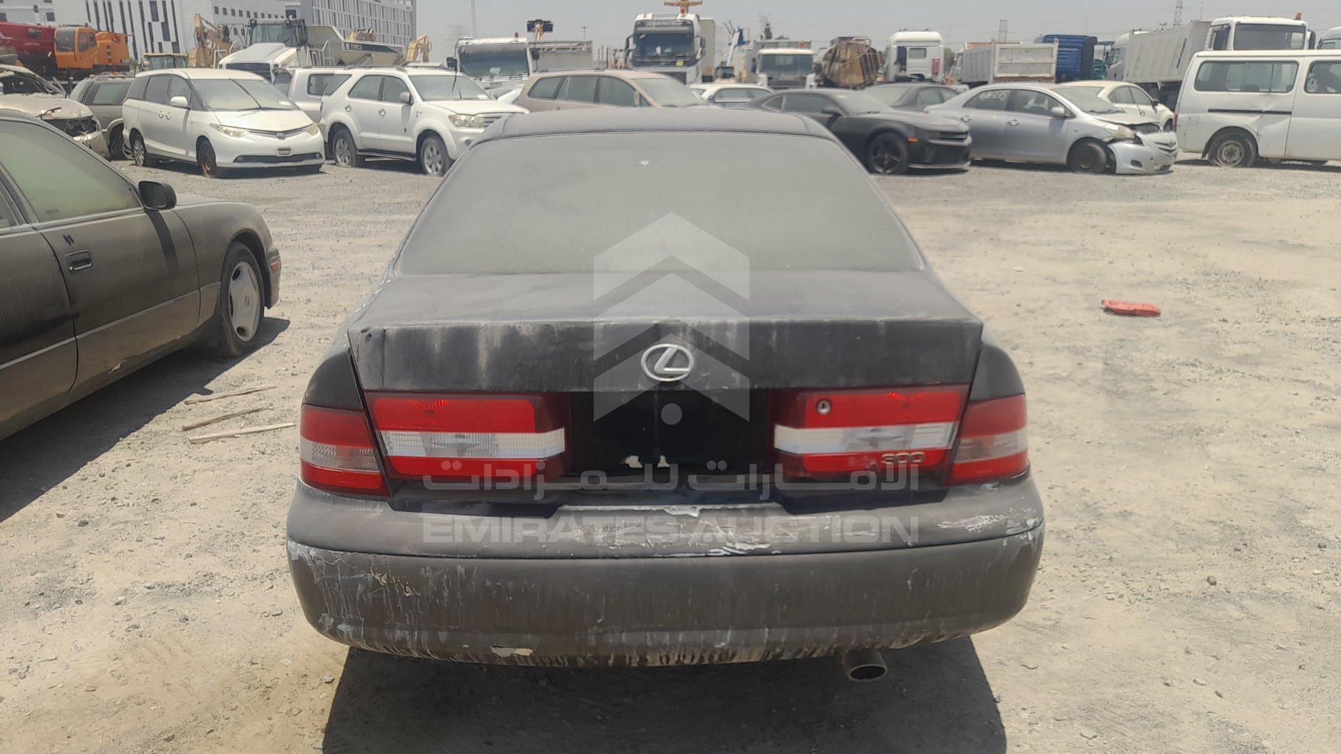 2000 LEXUS ES 300 VIN: JT8BF28G4Y0278513
