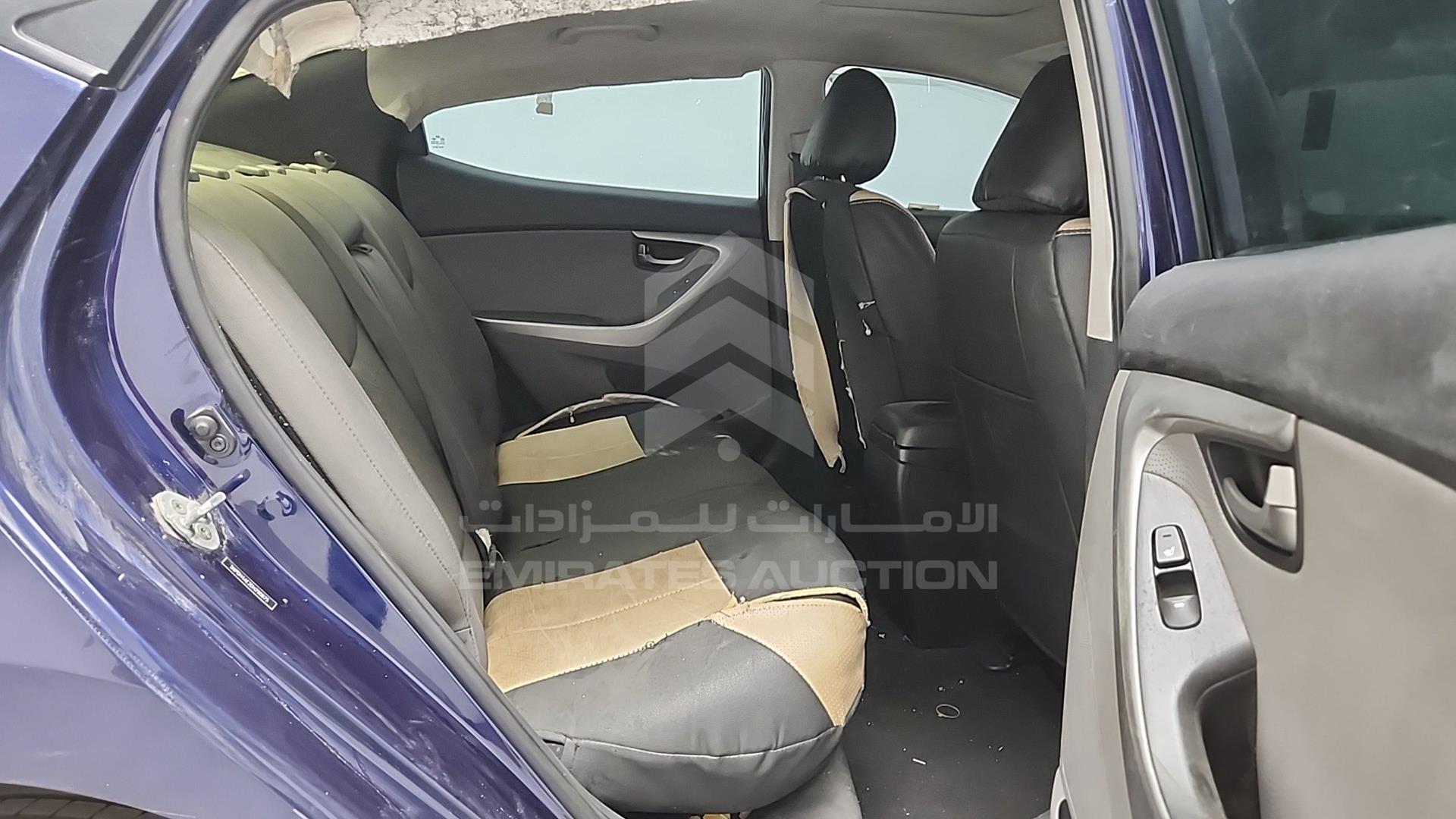 2013 HYUNDAI ELANTRA VIN: 5NPDH4AE2DH290875