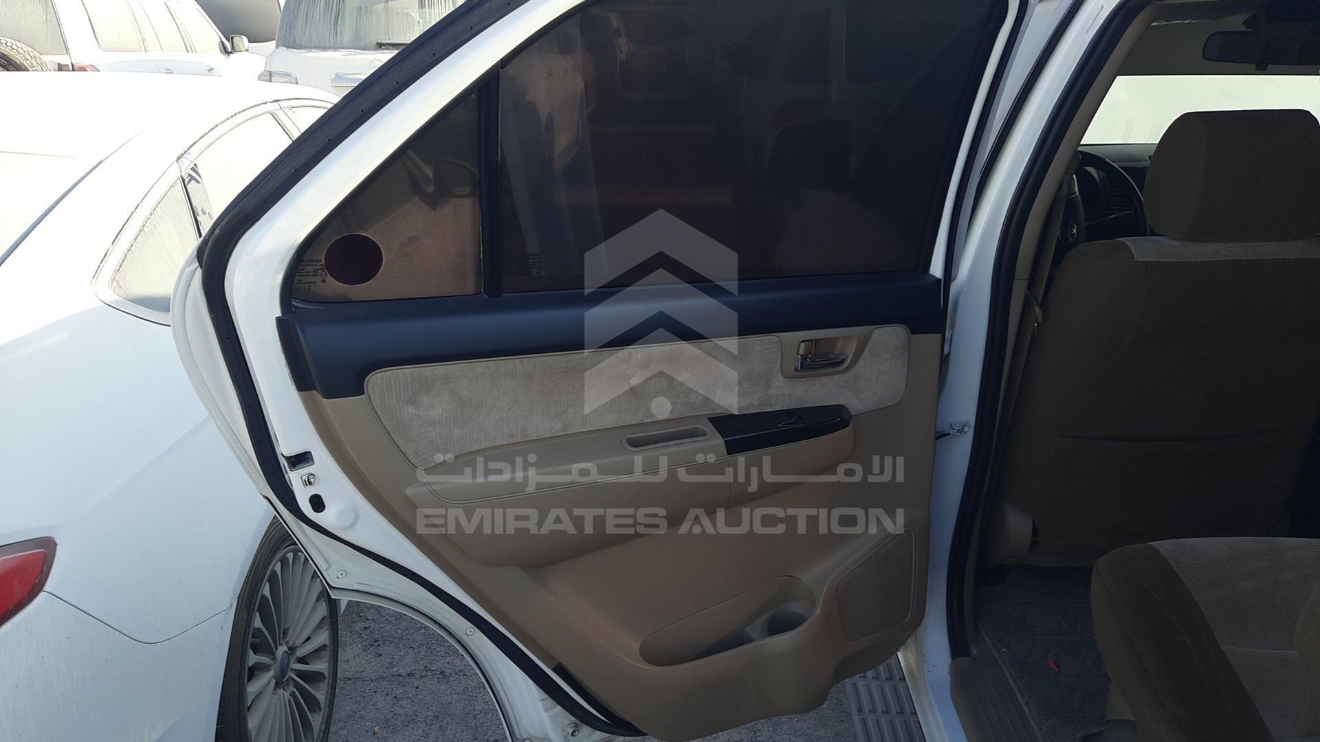 2014 TOYOTA FORTUNER VIN: MHFYU59G1E7032141