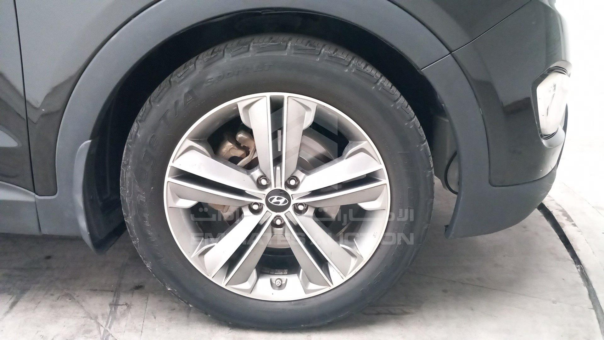 2015 HYUNDAI SANTA FE VIN: KM8SR4HFXFU097218