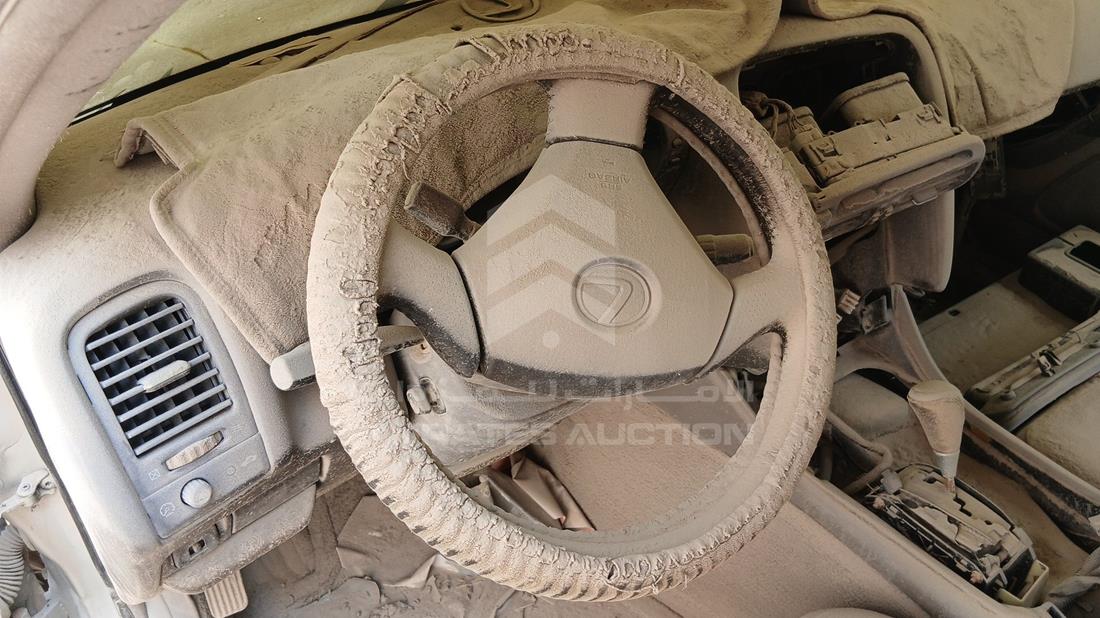 2000 Lexus GS 300 — Steering & Mounted Controls — Photo 13