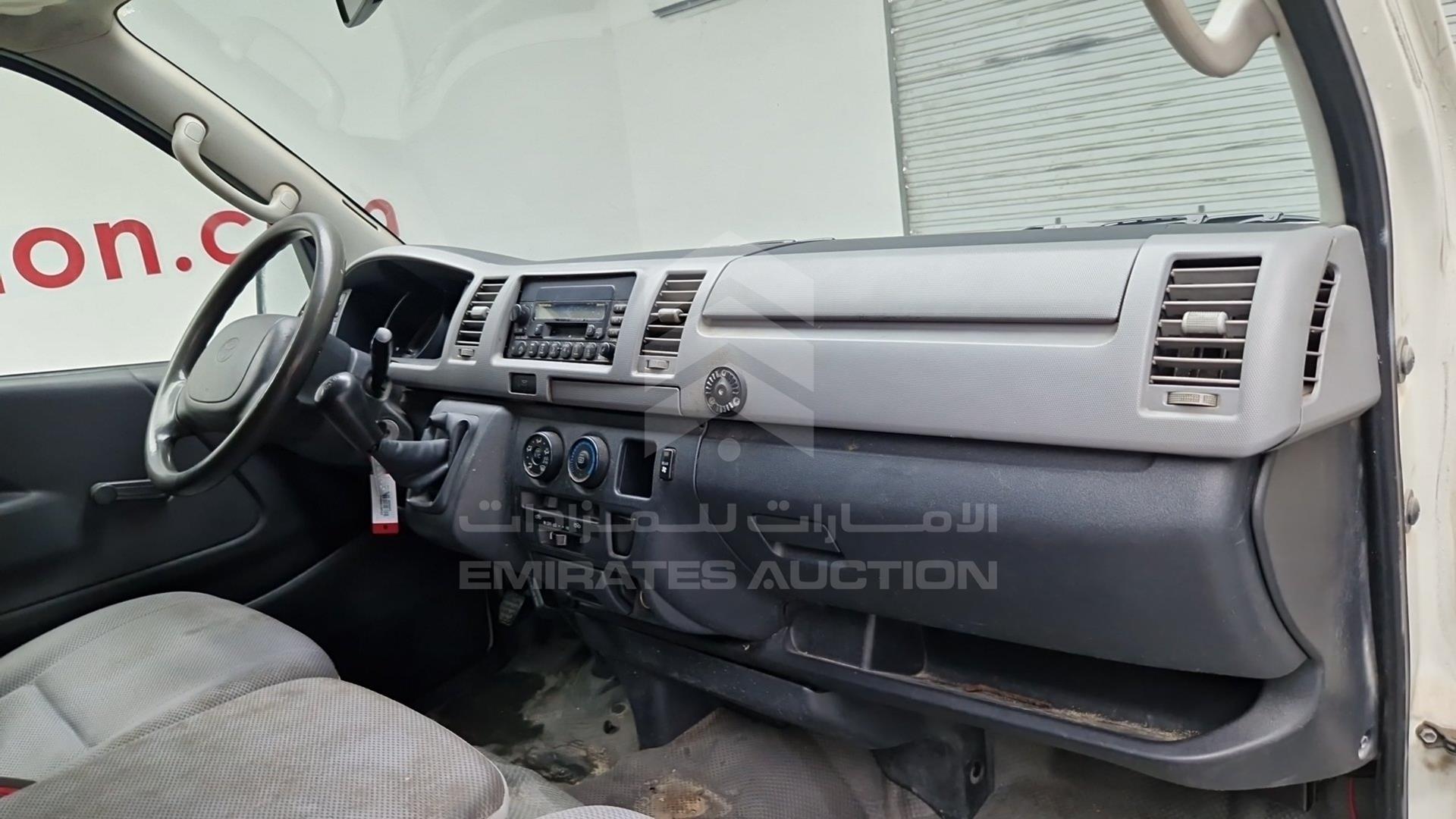 2008 TOYOTA HIACE VIN: JTGJX02P480018932