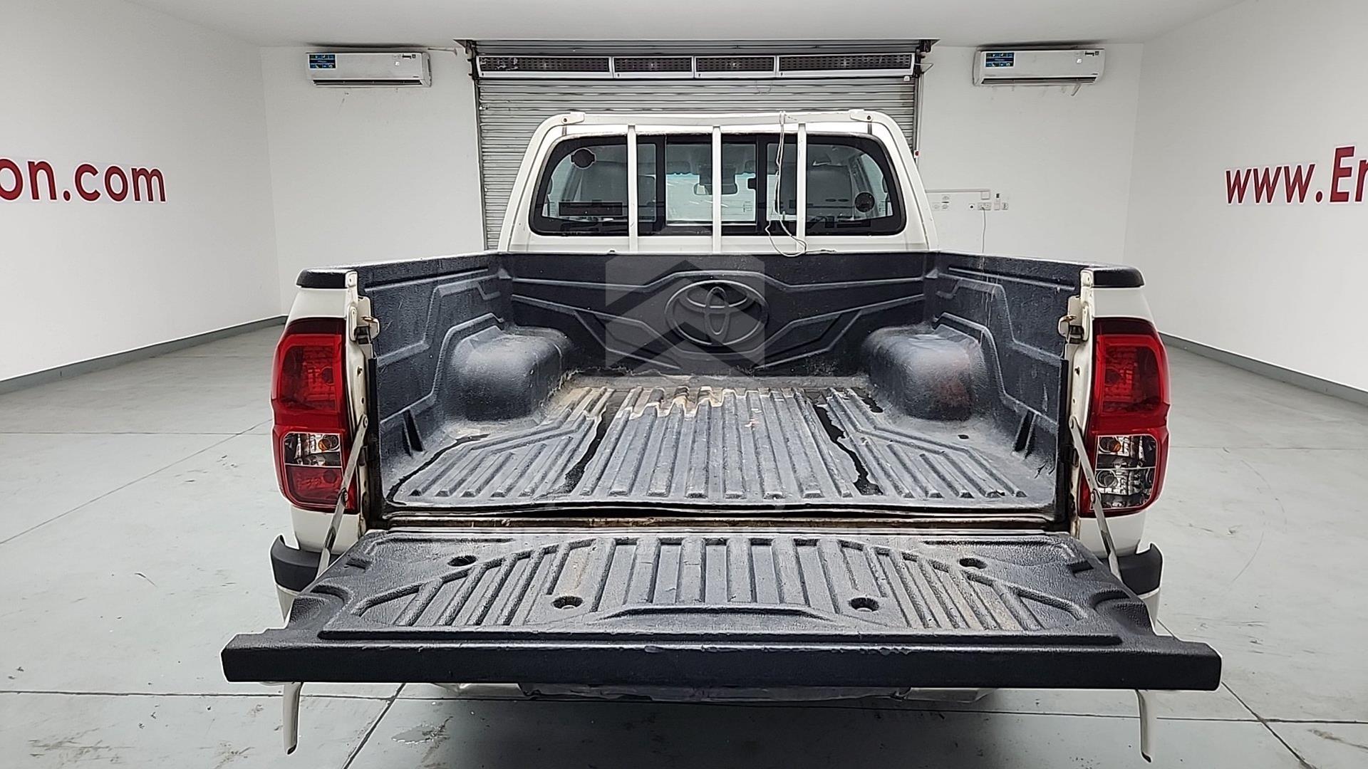 2018 TOYOTA HILUX VIN: MR0JX8CD0J3408898